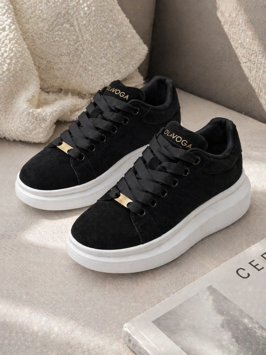 Czarne sneakersy Ola Voga damskie na grubej białej podeszwie premium