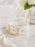 Biały pasek damski YSL ze złotą klamrą w eleganckim minimalistycznym stylu premium idealny do sukienek, jeansów i codziennych stylizacji